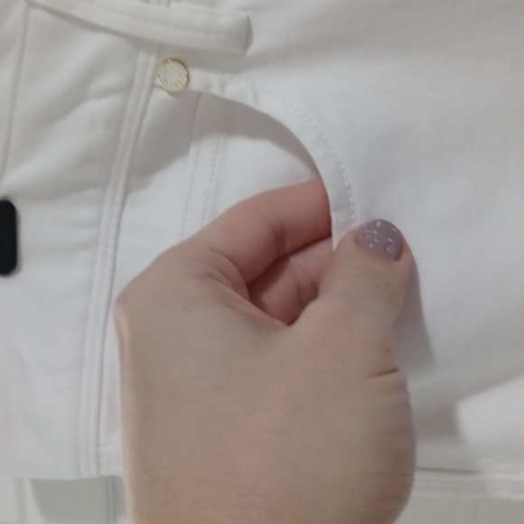 🆕 💎VERY HTF Lilly Pulitzer💎 - Worth Skinny Pant w/Pearl Accents - Picture 7 of 16